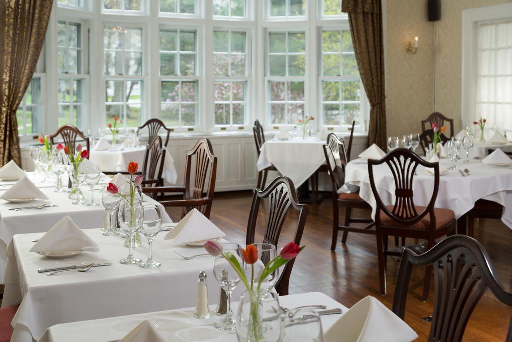 Four Chimneys Inn ベニントン エクステリア 写真